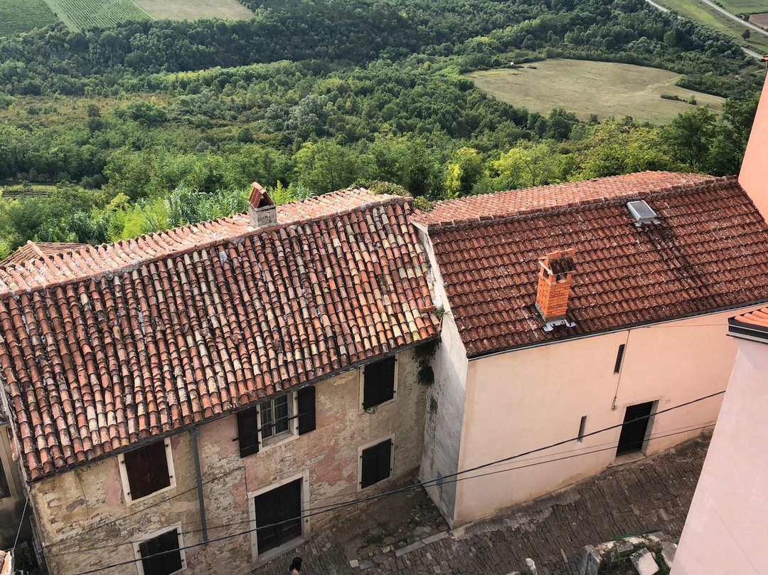 Vespa Tour Istria - Montona Tours-Motovun必去景点