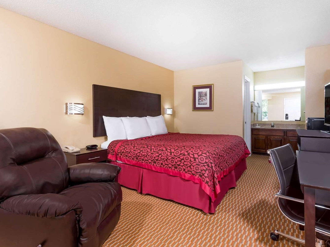 Days Inn by Wyndham Simpsonville主图