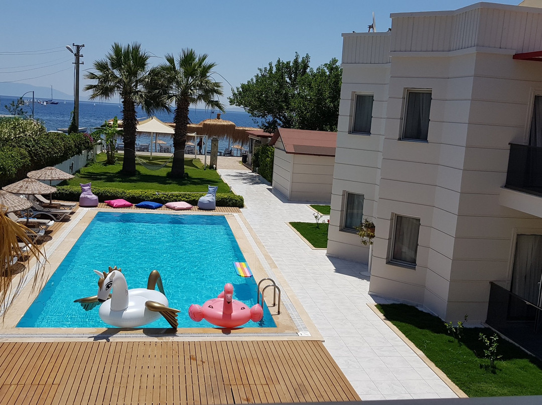 Taşev Suites & Beach