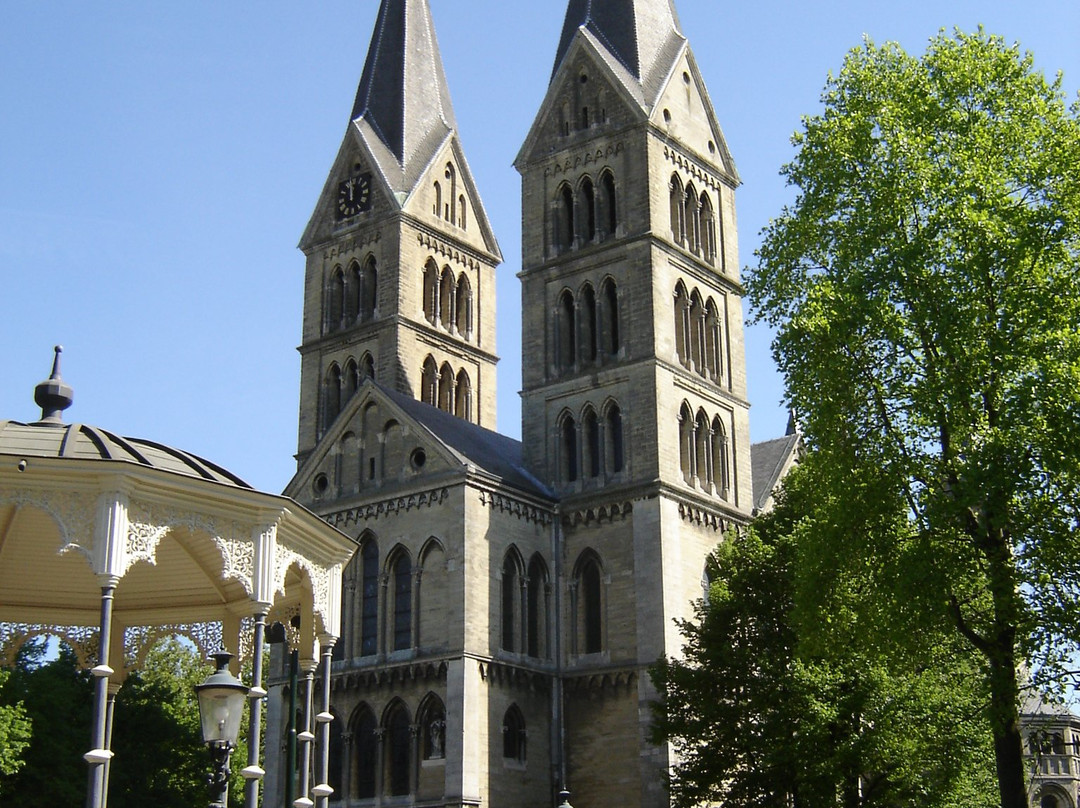 Munsterkerk-鲁尔蒙德必去景点