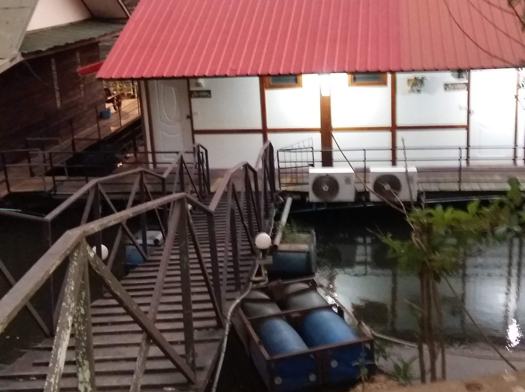 考索恩河江景度假村主图