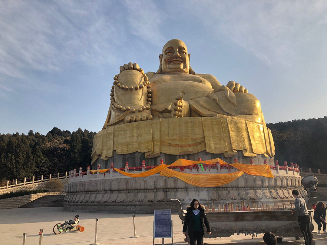 千佛崖造像-济南市必去景点