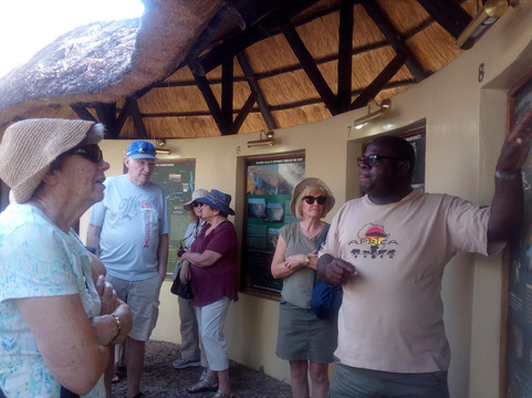 Wengayi Nhau Guides & Shuttle Services-哈拉雷必去景点