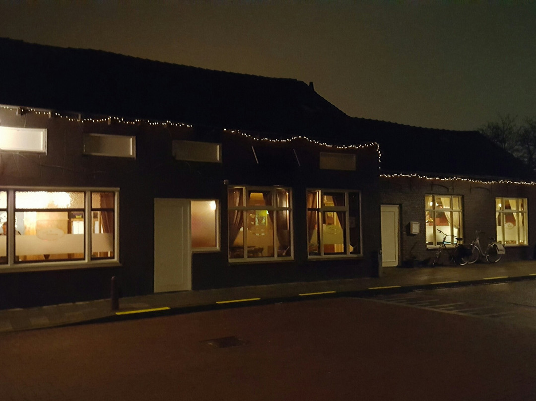 Sluiskil餐馆和美食-Cafe Driewegen