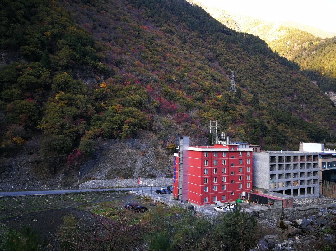 毕棚沟蓝天州际酒店主图