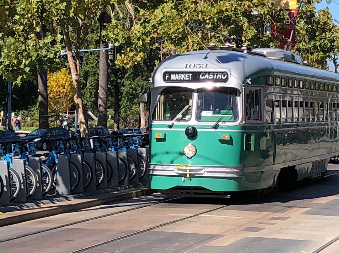 Historic Streetcars景点图片