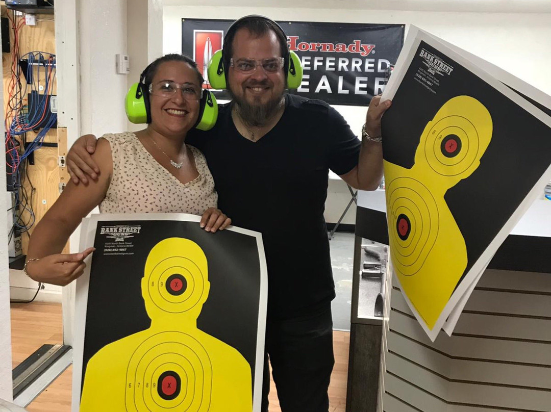 Bank Street Guns-金曼必去景点