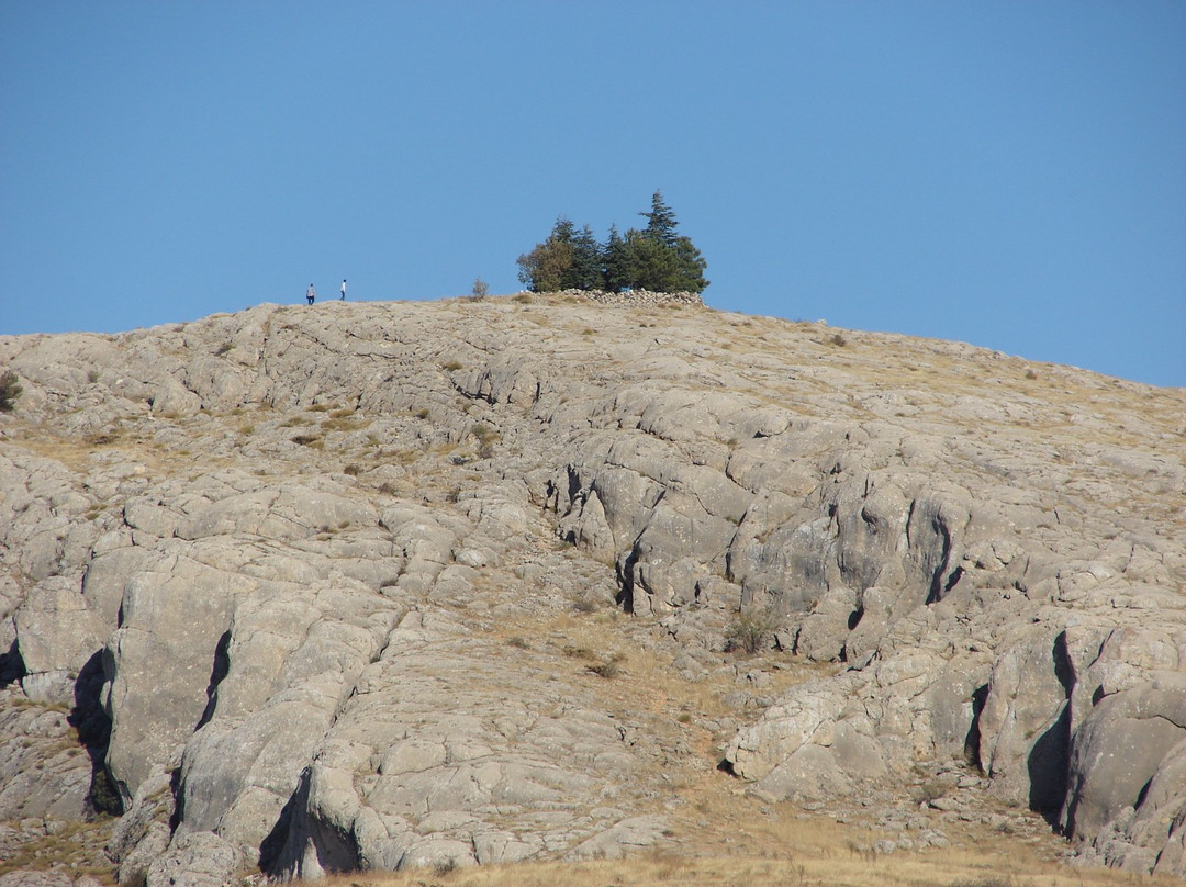 Ankuzu Baba Turbesi-Harput必去景点