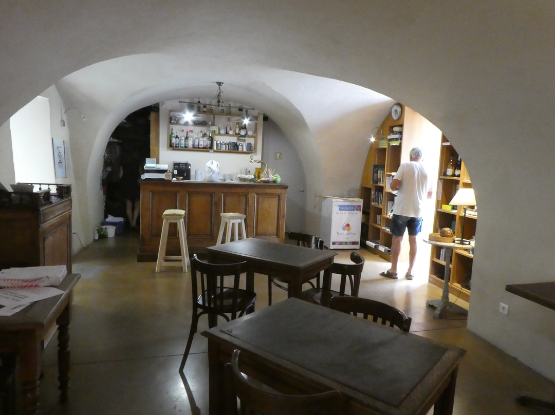 Cafébibliothèque景点图片