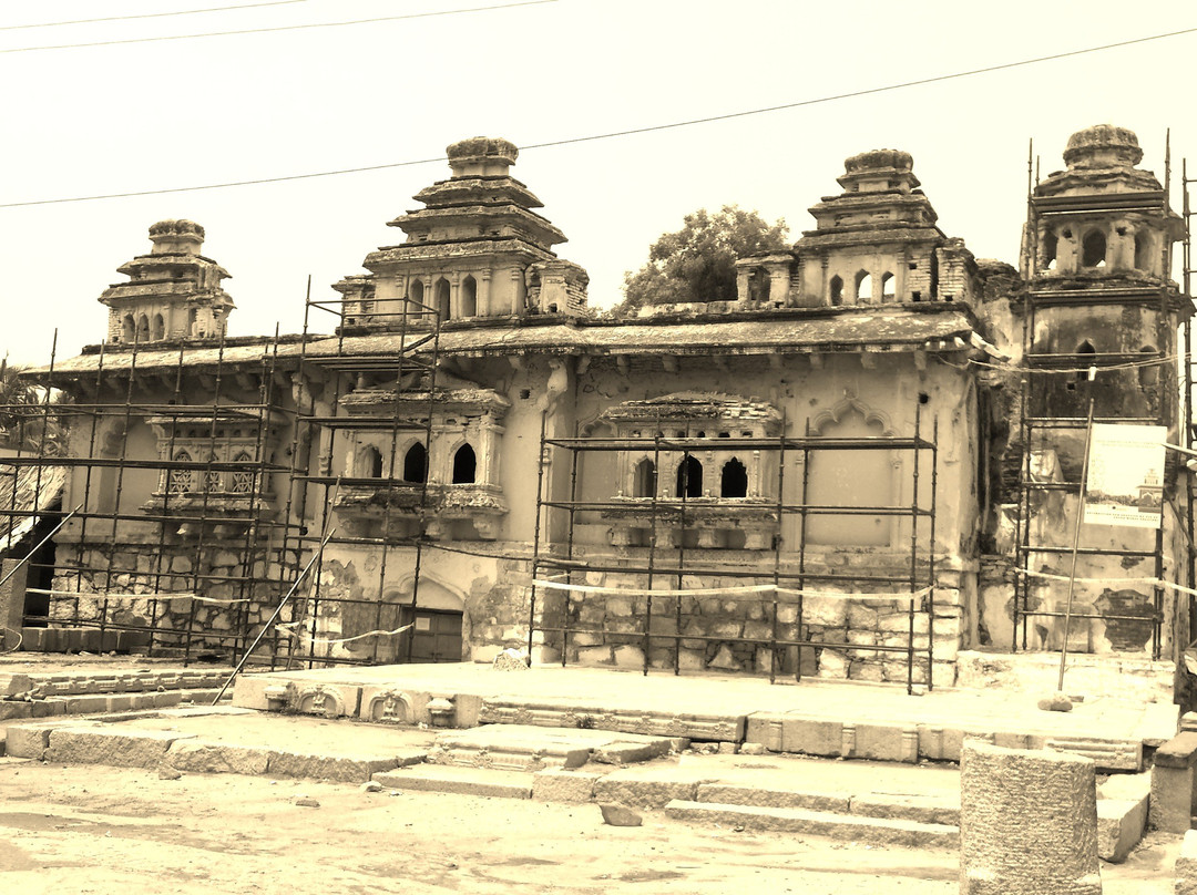 Old Palace (Gagan Mahal)景点图片