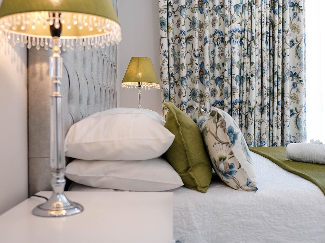 Hilltop Guesthouse主图