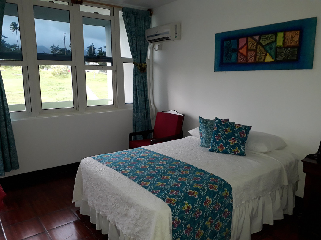 皮卡德海滩别墅酒店主图