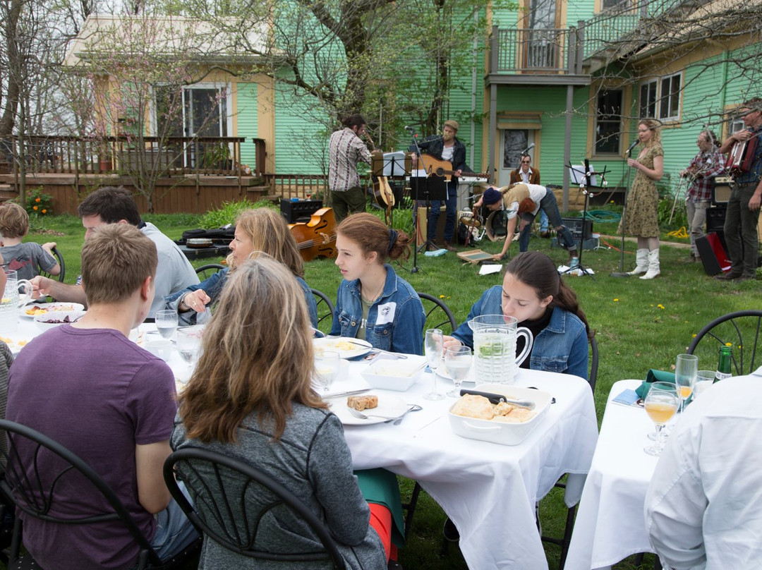 Greenhouse Bed and Breakfast主图