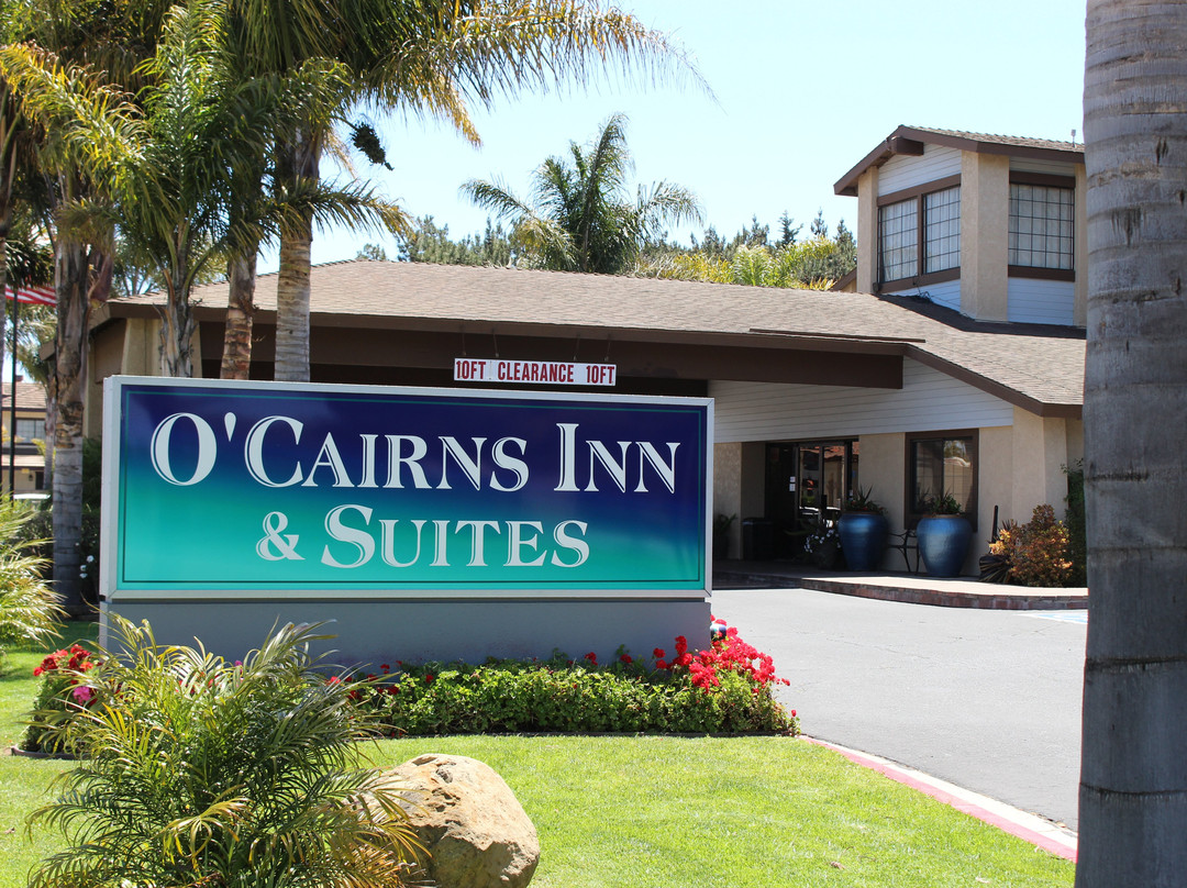 奥卡恩斯客栈&套房酒店主图