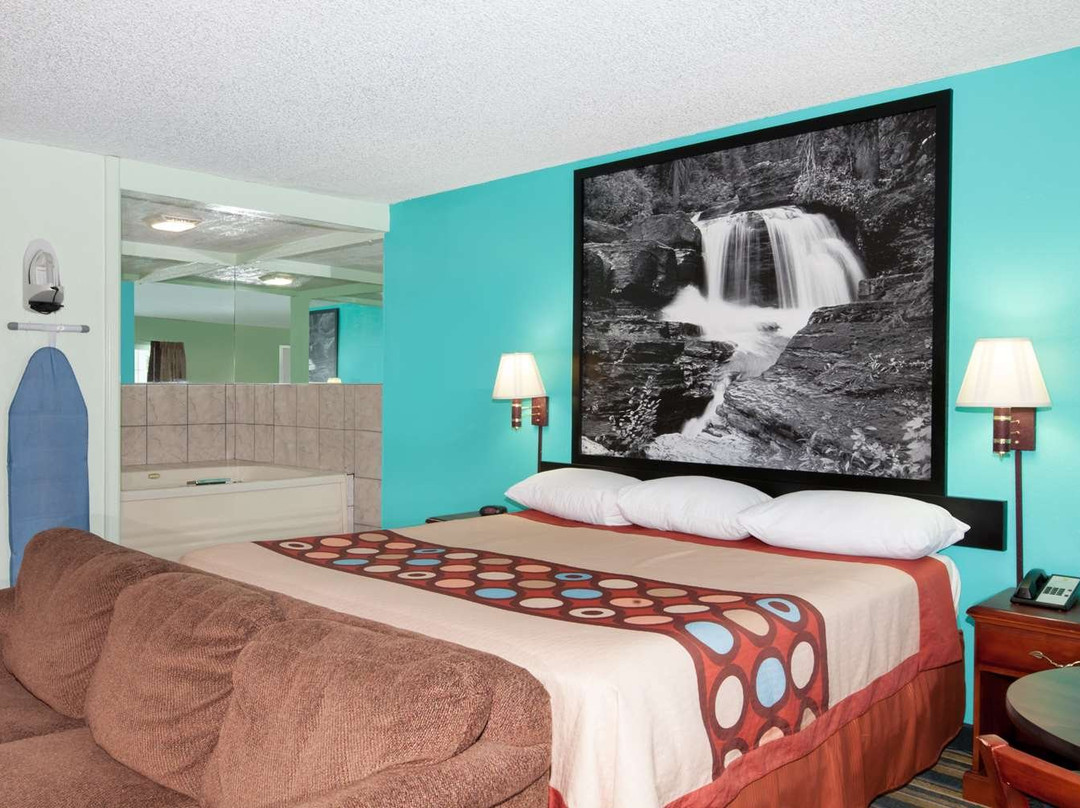 怀里卡速8酒店主图