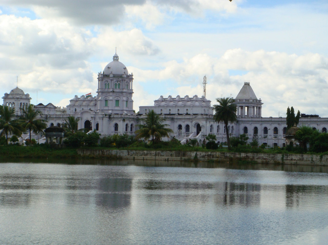 Ujjayanta Palace景点图片