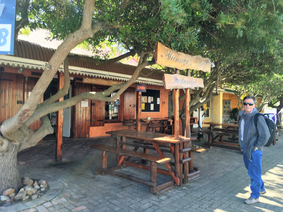 Gunner's Lodge