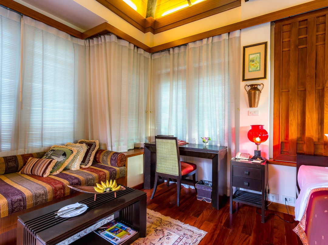 春蓬图斯塔度假村