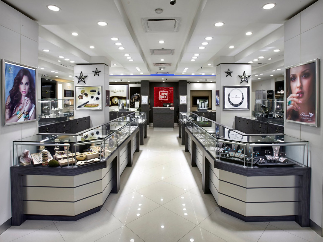 Time Square Aruba-棕榈/鹰海滩必去景点