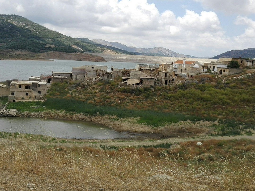 Sfendili-Potamies必去景点