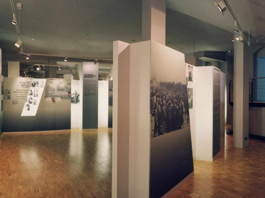 Dokumentations - Und Kulturzentrum der Deutschen Sinti und Roma-海德尔堡必去景点