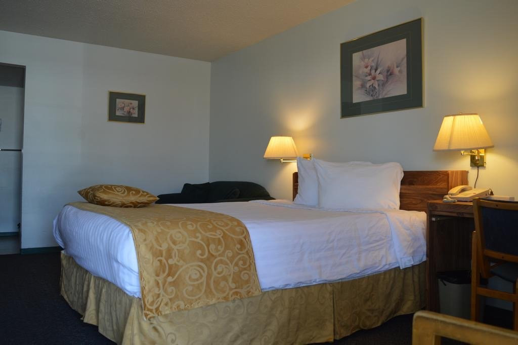 Circle 5 Motel主图