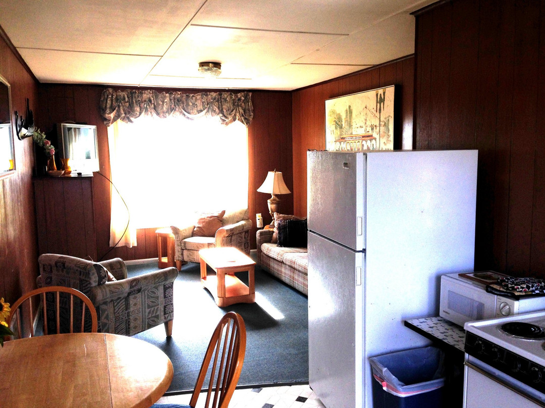 The Low Tide Motel主图