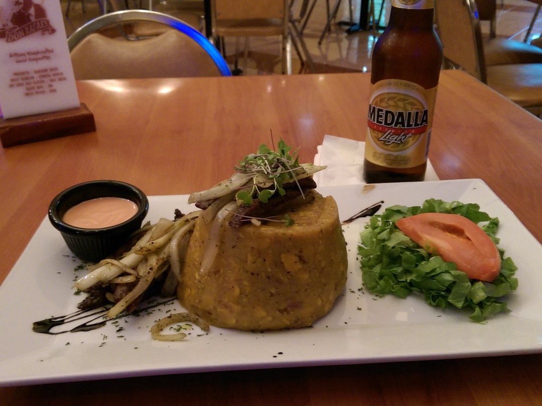 Quemados餐馆和美食-Valo's Bar & Grill