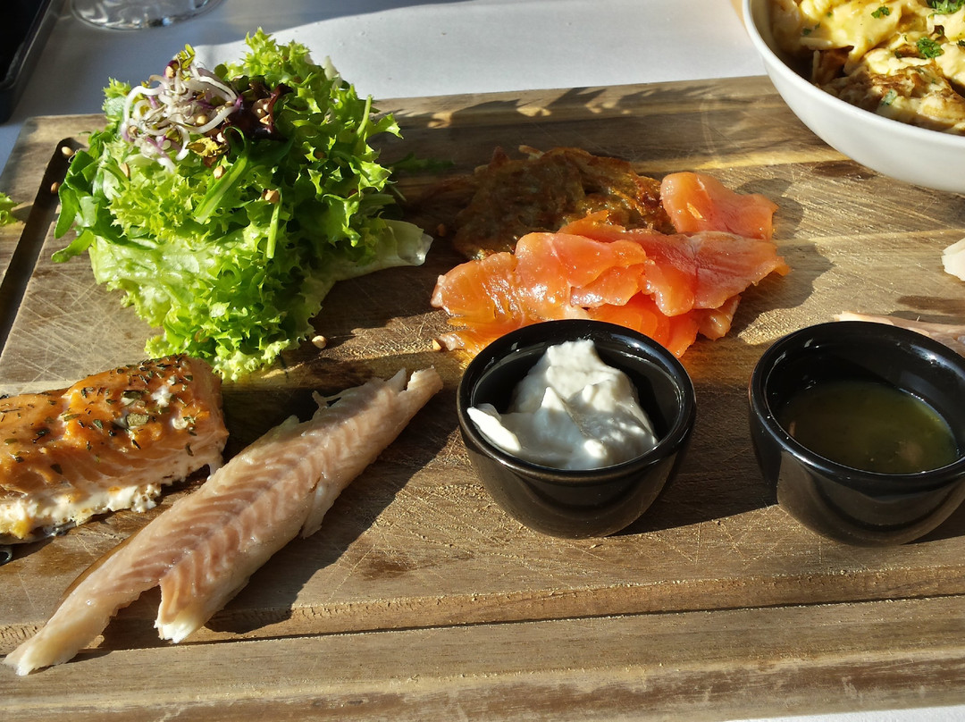 Bendestorf餐馆和美食-Lieblingsplatz Restaurant & Cafe Auf dem Forellenhof