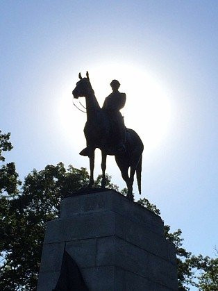 Monument to Major General George Gordon Meade-葛底斯堡必去景点