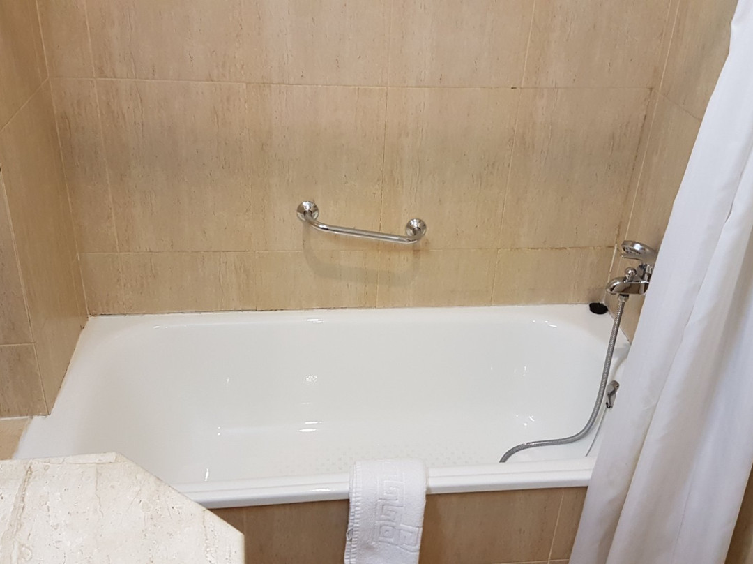 维多利亚酒店主图