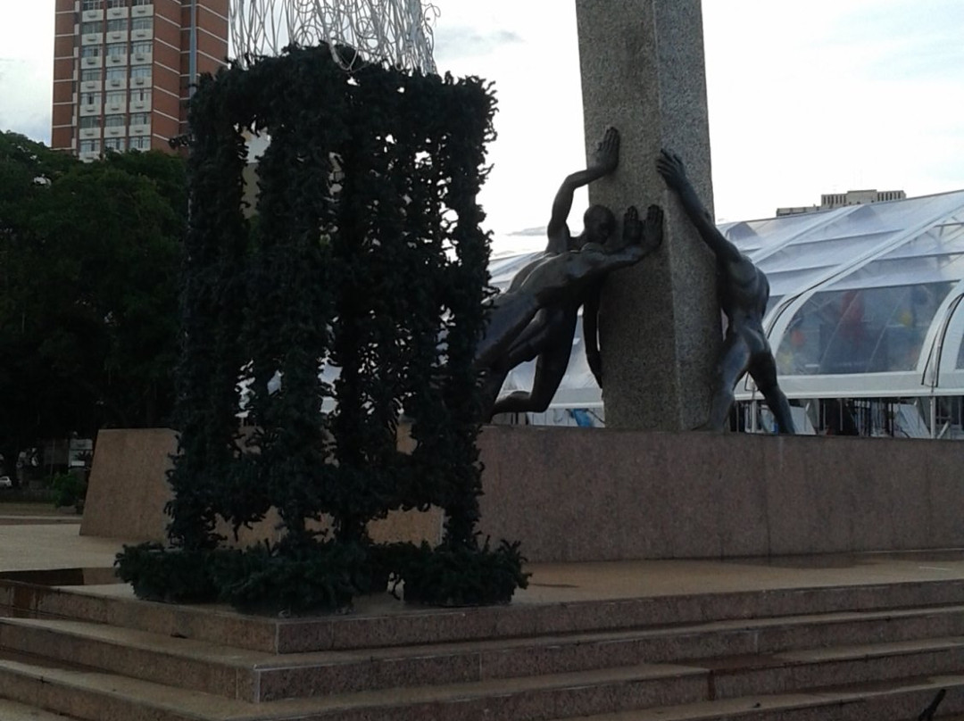 Monument to the 3 Races-戈亚尼亚必去景点