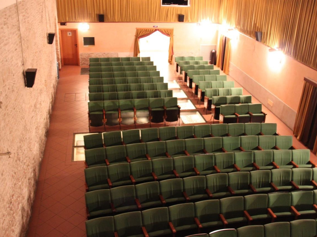 Cinema Teatro Tiberio-里米尼必去景点