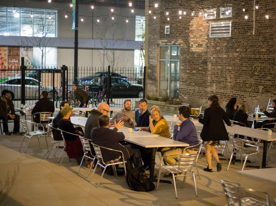 The iO Theater-芝加哥必去景点