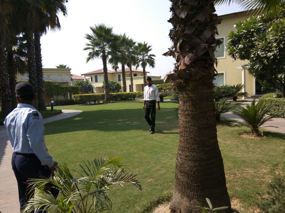 Red Huts Resort主图