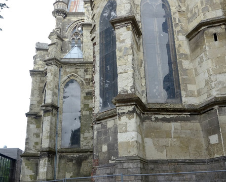 Basilique Notre-Dame-du-Saint-Cordon-瓦伦西安必去景点