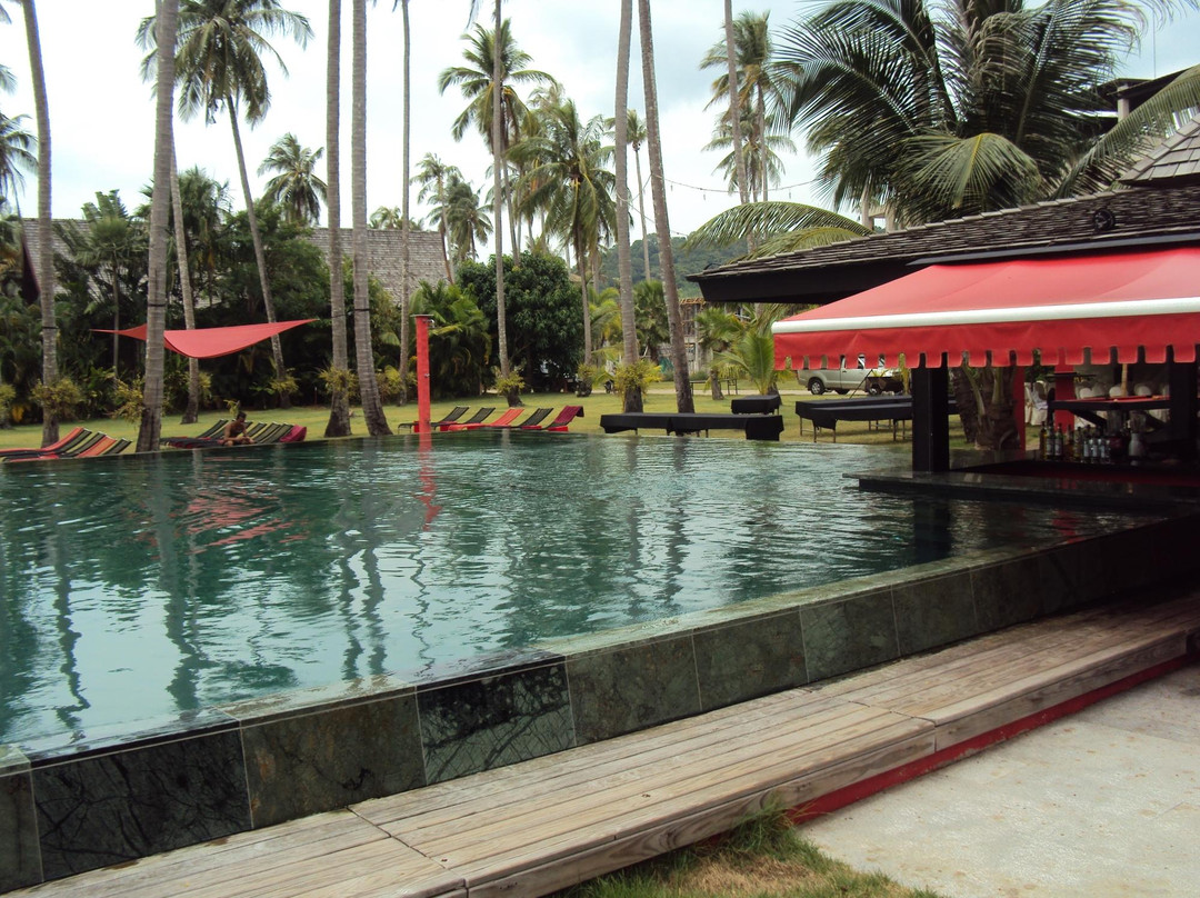 Shambhala Beach Bar-象岛必去景点