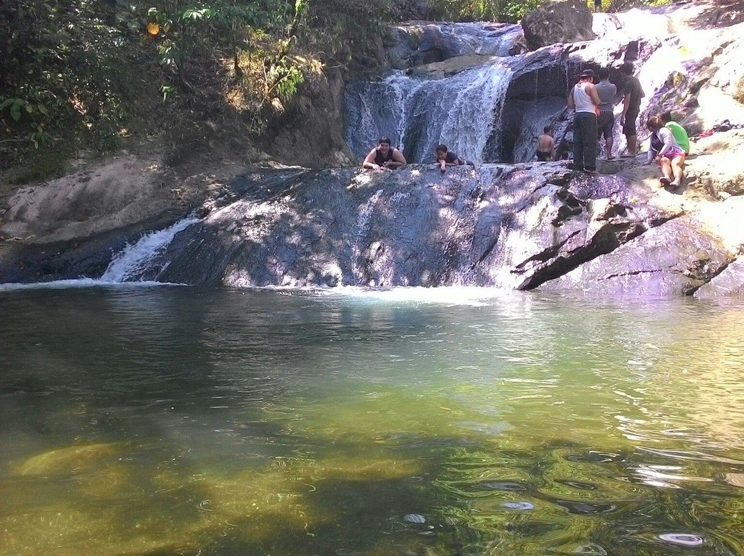 Igpasungaw Falls景点图片