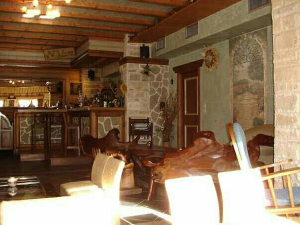 里索斯旅馆主图