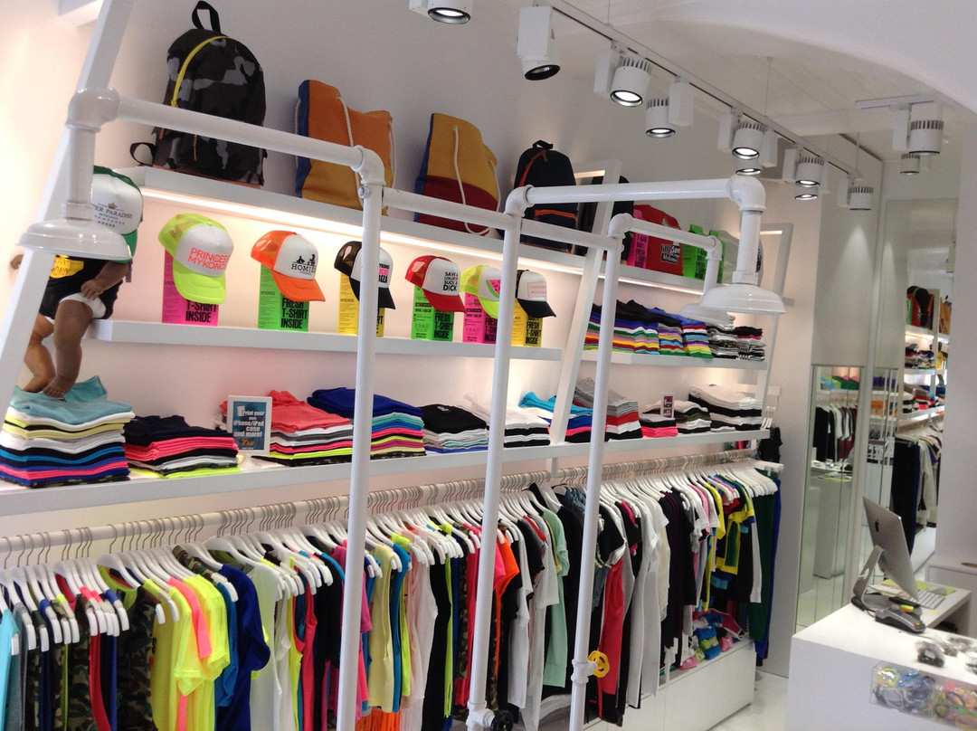T-bar Stores Mykonos景点图片