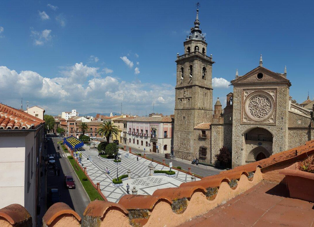 Colegiata de Santa María景点图片