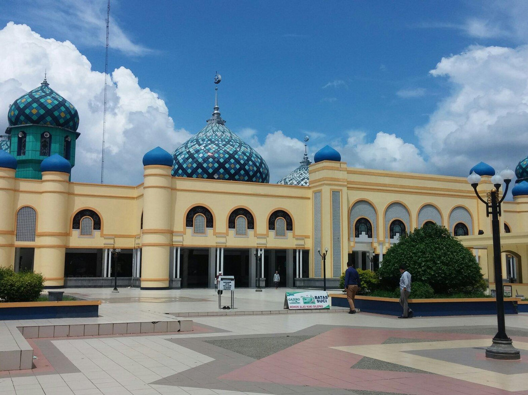 Al-Karomah Great Mosque景点图片