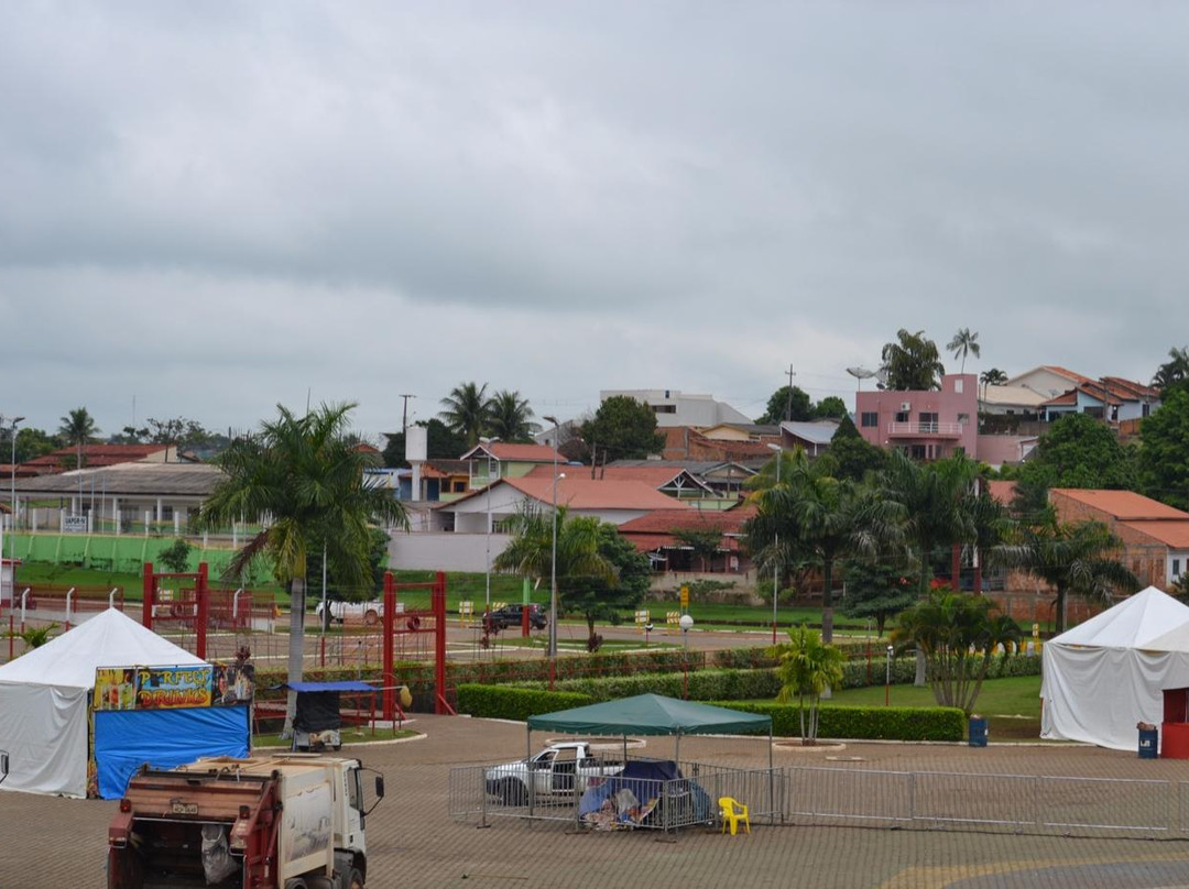 Praça da Liberdade-Ouro Preto Do Oeste必去景点