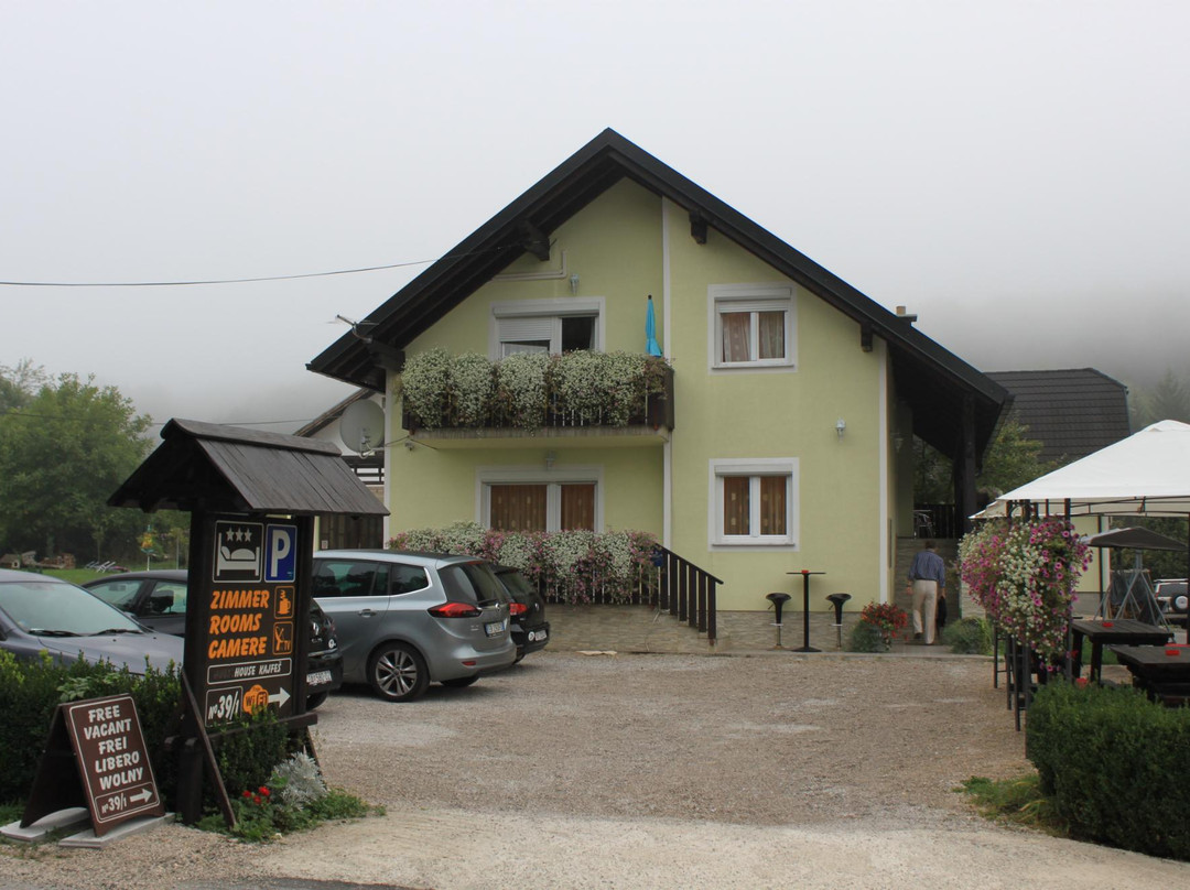 卡耶斯旅馆主图