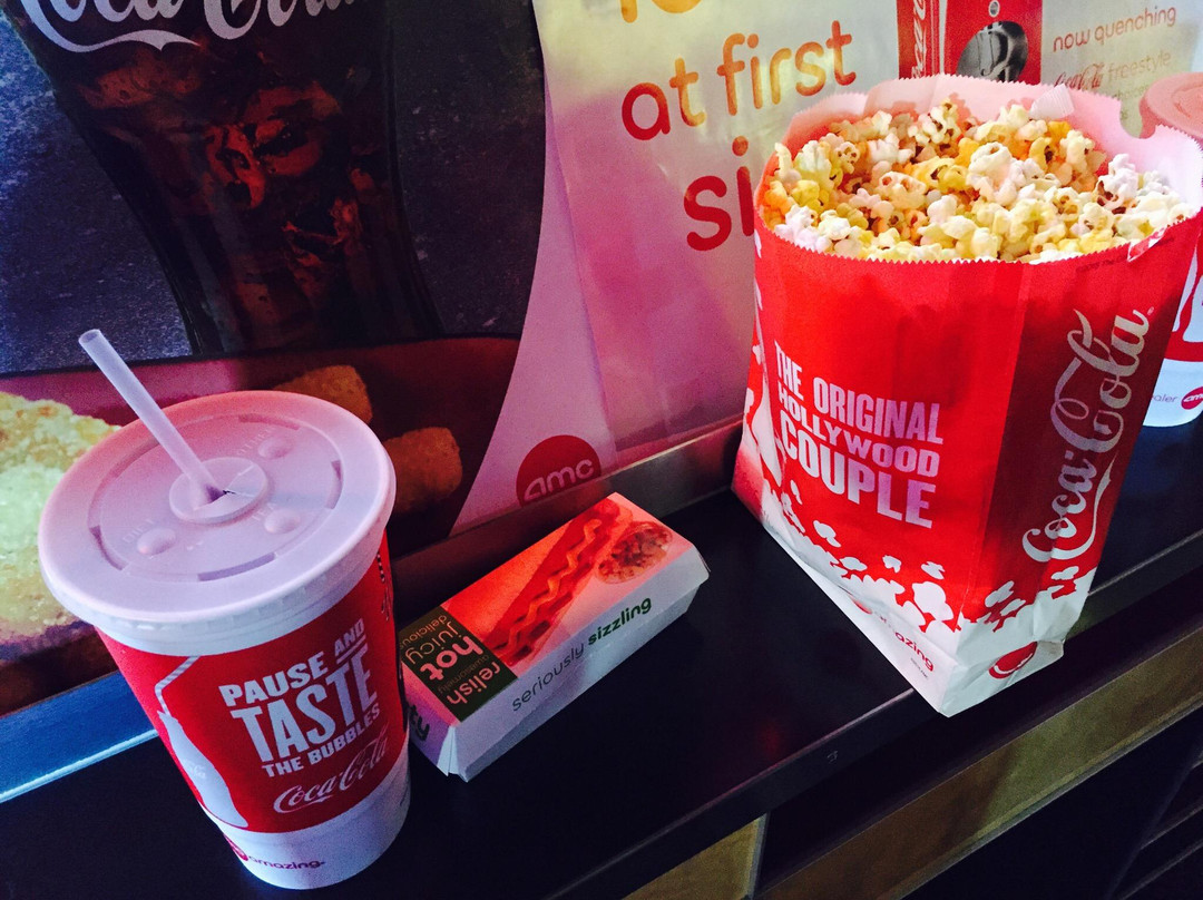 AMC Loews Port Chester 14景点图片