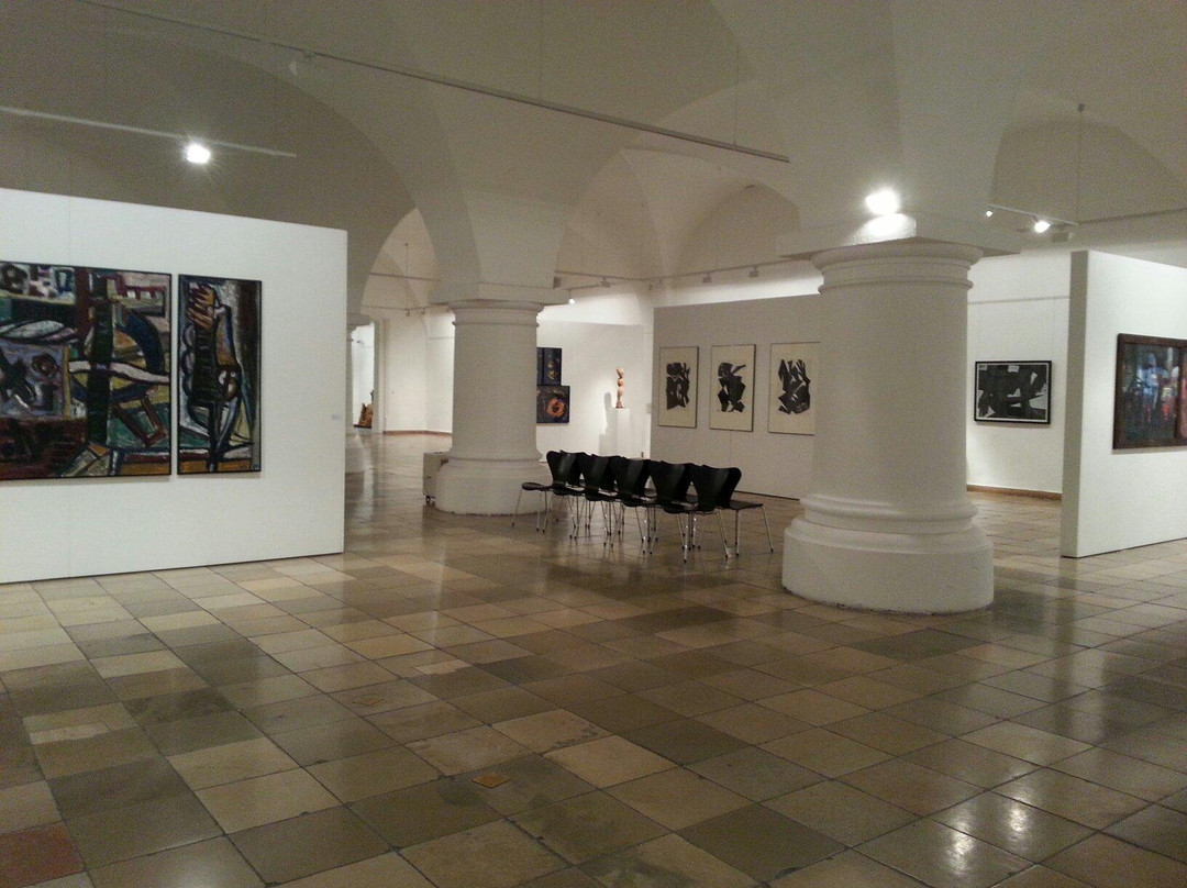 Brandenburg State Museum of Modern Art | Town hall景点图片