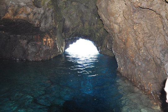 Cave Bisevo-比舍沃必去景点