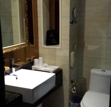 济南黄河大酒店（济南华山环宇城店）主图