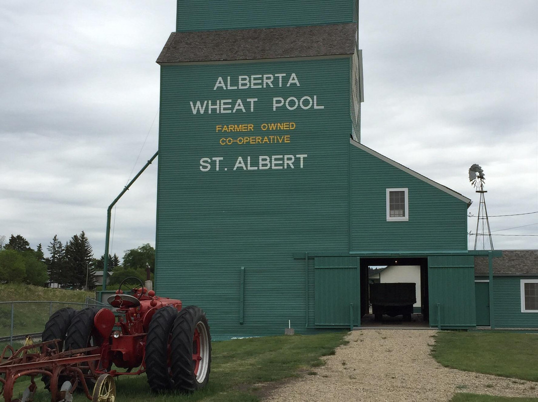 St Albert Grain Elevator Park-圣艾伯特必去景点