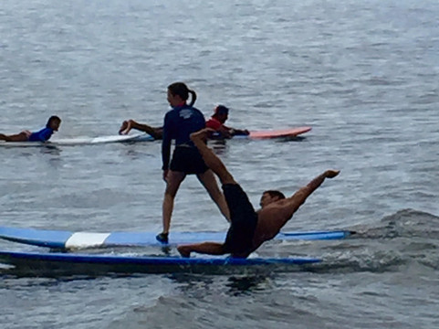 Outrageous Surf School-拉海纳必去景点